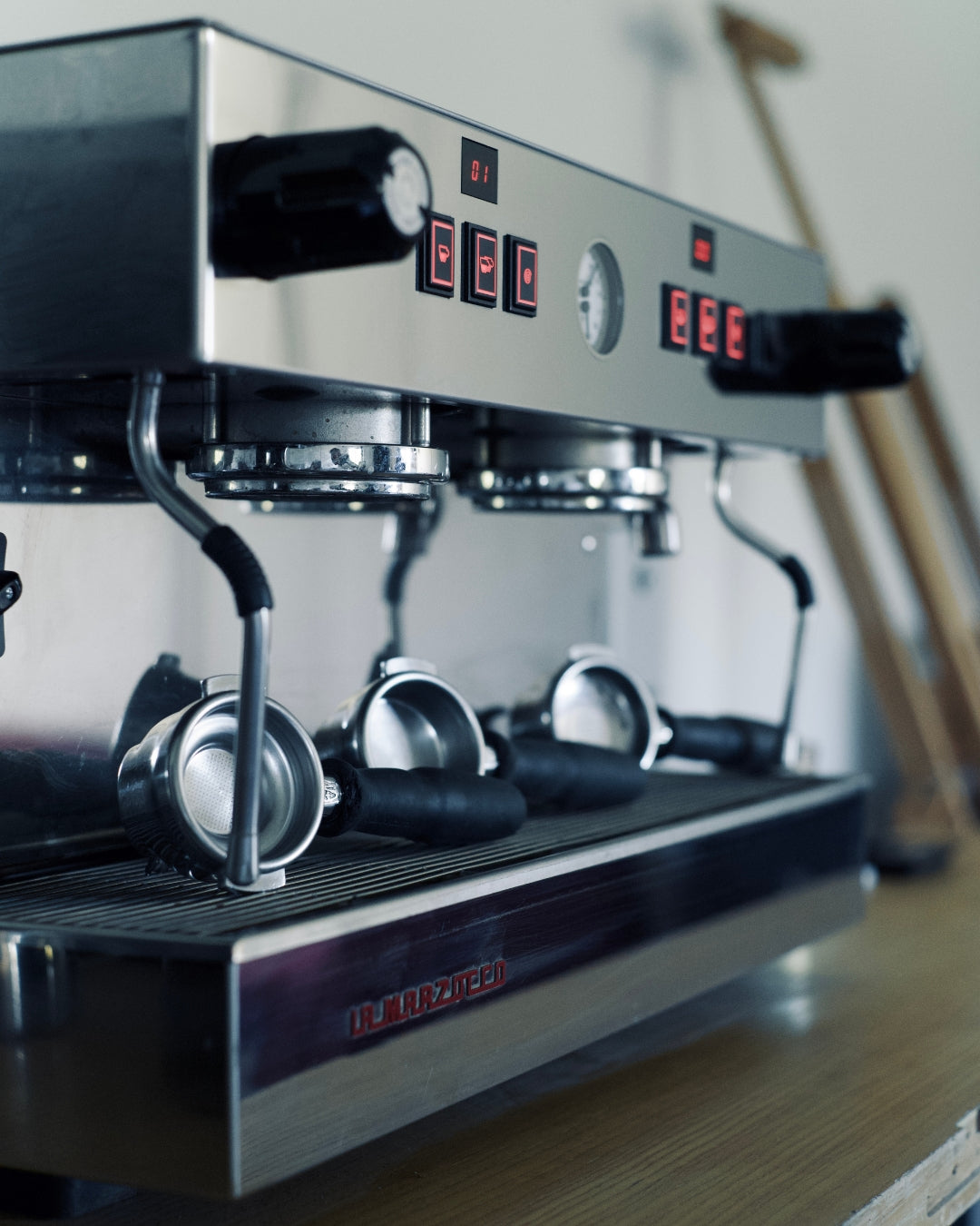 Notre superbe la marzocco linea classic S sur laquelle nous testons tous nos cafés